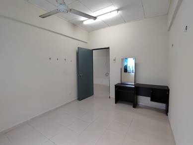 Flat For Sale in Pangsapuri Taman Ayer Keroh Heights