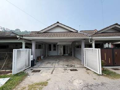 Terraced House For Sale in Chukai,TRG