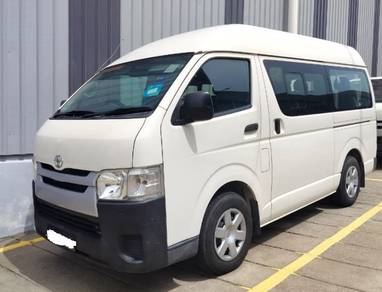 Toyota Hiace in Puncak Alam, SGR