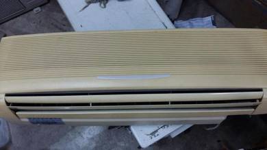 Recond 1.5hp Aircond Fuji Remote control Air Cond