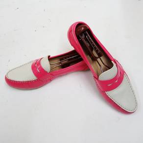 Cole Haan 2 tone penny loafer pink/white
