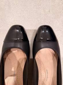 Clarks shoes