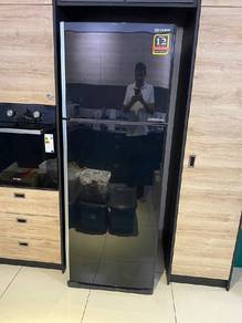 Sharp peti sejuk inverter murah