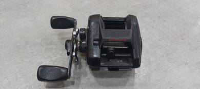 Daiwa graphite procaster ma15g spinning reel used