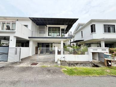 Semi-Detached House For Sale in Bandar Saujana Putra,SGR