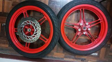 ‼️tayar rim depan belakang untuk dilepaskan‼️