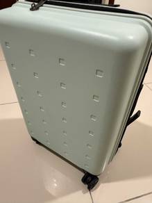 MI luggage (20 inch)