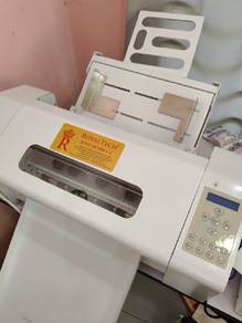 Royaltech fully auto sticker cutting machine 