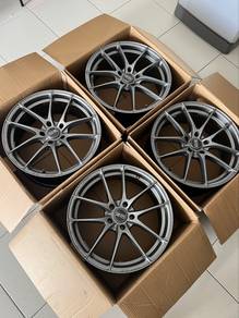 OZ Racing Leggera HLT 18”