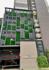 Condominium For Rent in The Hamstead