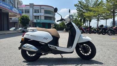 Benelli Panarea 125