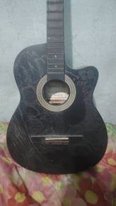 Santa Cruz guitar