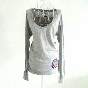 Pink by Vitoria Secret Grey Top