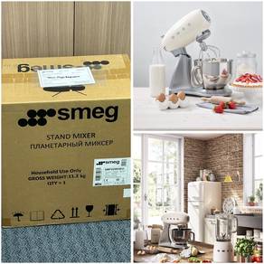 SMEG SMF02 Stand Mixer