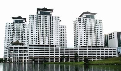Service Residence For Sale in The Heritage