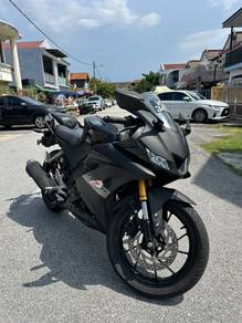 Yamaha R15