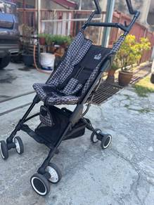 Compact fold and lightweight Baby Stroller