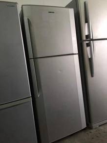 Hitachi 2 doors fridge Peti Sejuk Ais Refrigerator