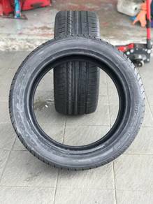 275/40/19 GoodYear Efficient GR (NEW)