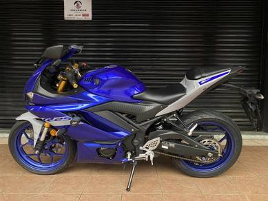 Yamaha R15