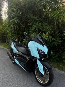 Yamaha XMAX