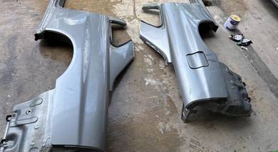 r34 gtr quarter panel