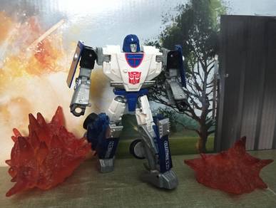 Transformers WFC Siege Deluxe Class Mirage