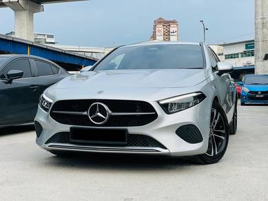 Mercedes Benz A200 200 PROGRESSIVE LINE in Puchong, SGR