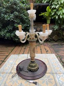 Classic Vintage Table Lamp