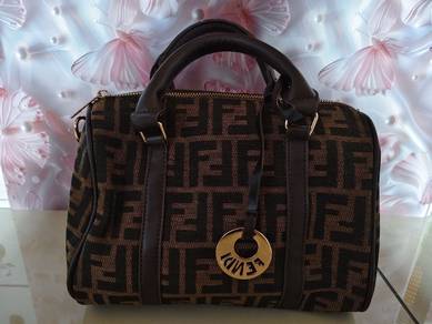 Sling Bag