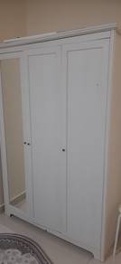 Almari baju ikea 3 pintu