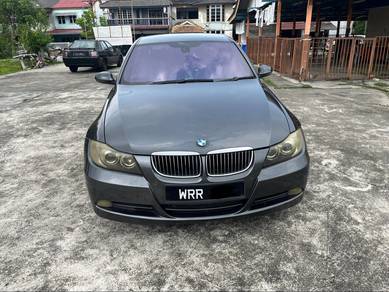 BMW 325i 25i (CBU) in Puchong, SGR
