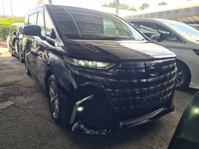 Toyota Alphard Z in Cheras, KUL