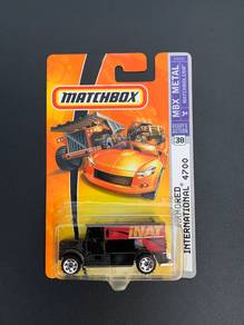 Matchbox Armored International 4700