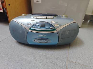 Sanyo Boombox CD Player Radio Cassette Recorder
