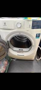 clothes dryer