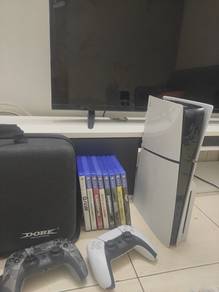 ps5 with 2 controllers
