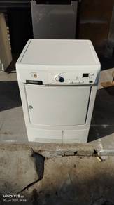 Condenser dryer 8.0kg Electrolux pengering baju