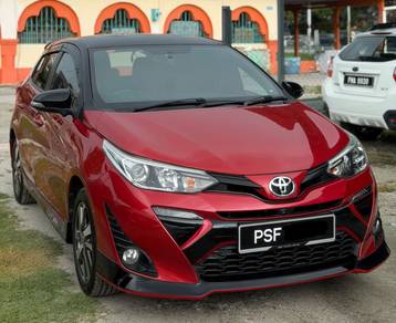 Toyota Yaris E in Jawi, PNG