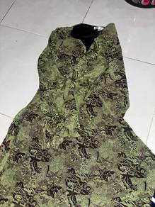 Blouse in green and black