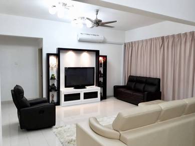 Condominium For Sale in The Straits Regency