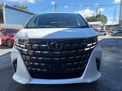 Toyota Alphard Z in Batu Ferringhi, PNG