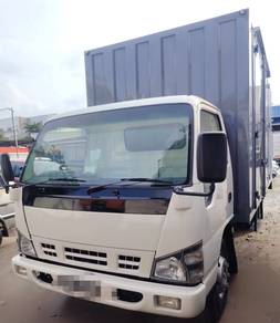 2012 Isuzu 17 Kaki Container Box (Disel Hijau)