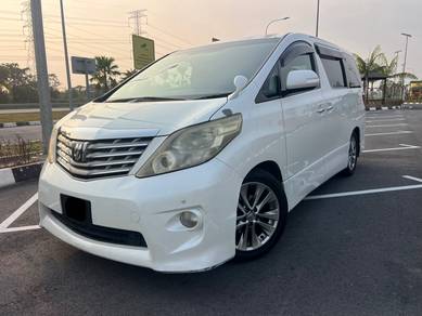 Toyota Alphard 240G in Klang, SGR