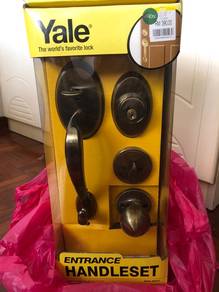 Yale Entrance Handle Set
