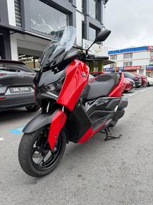 Yamaha XMAX