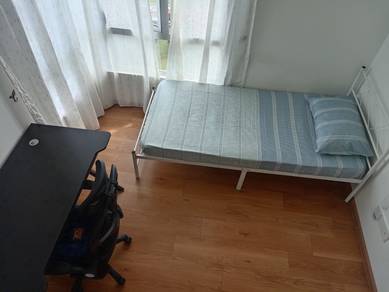 Room in Bangi, SGR