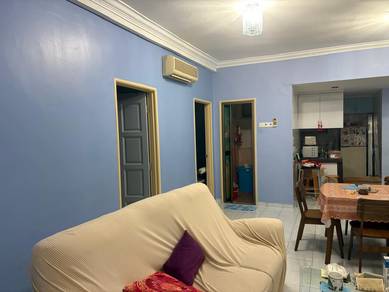 Condominium For Sale in Garden Park