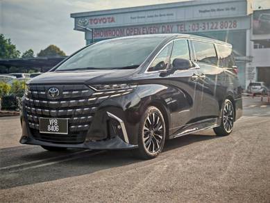 Toyota Alphard EXECUTIVE LOUNGE in Telok Panglima Garang, SGR
