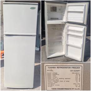 Toshiba fridge refrigerator 2d peti ais peti sejuk